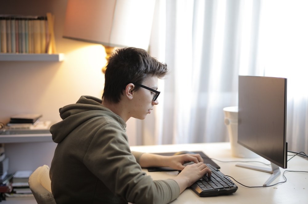 práce v noci, student, PC